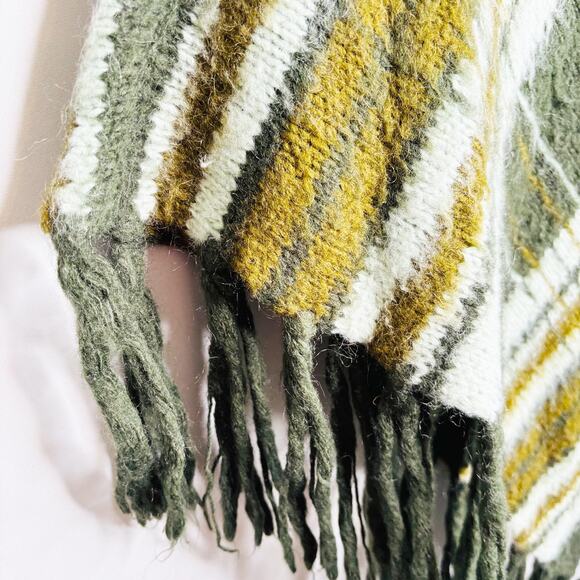 Wooden Ships Poncho Size S/M Mohair Wool‎ Blend Fringed Cowl Neck Green Stripe - Picture 5 of 10